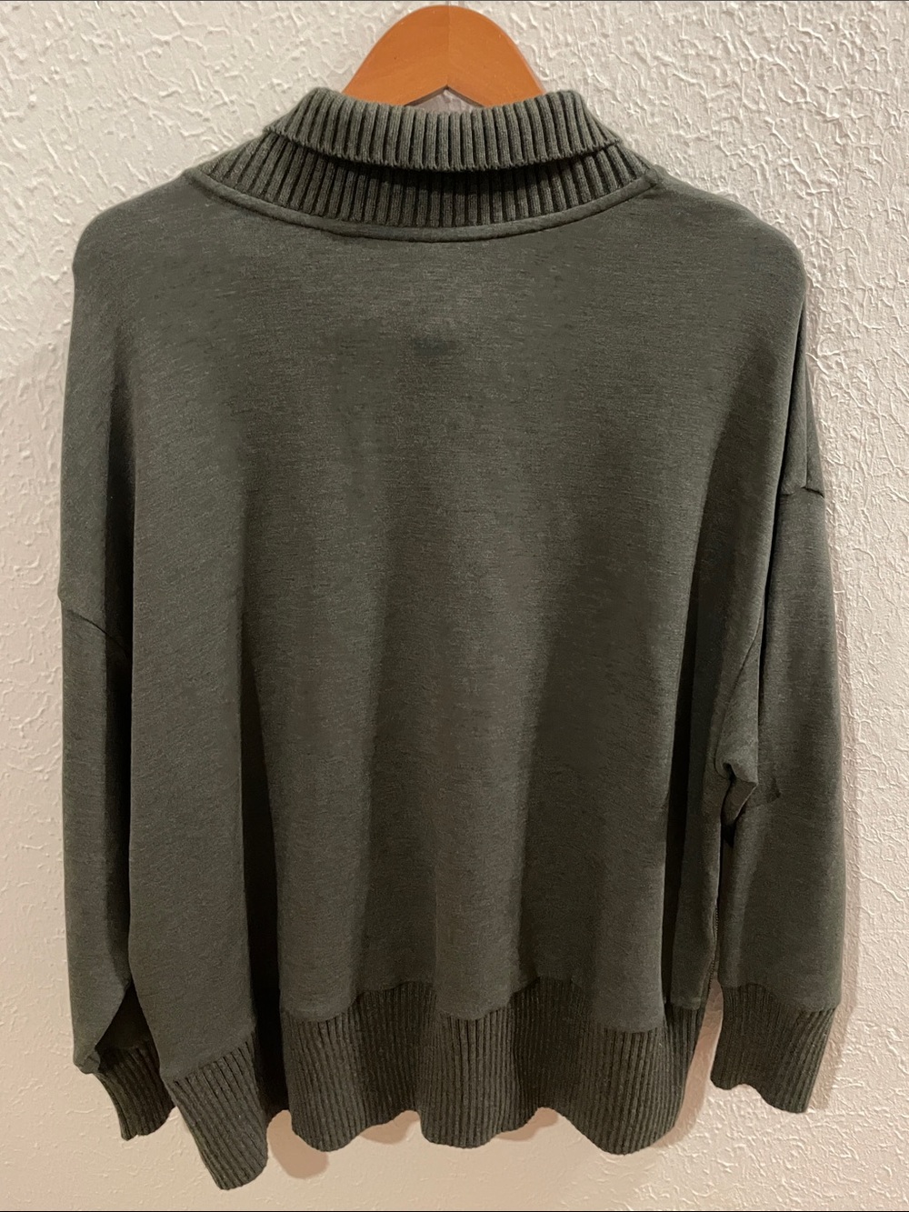VARLEY DoubleSoft Barker High Neck Sweat Olive Marl, NWT - Picture 4 of 12